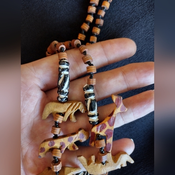 Handcrafted Wooden And Beaded African Animal Necklace - Picture 5 of 8